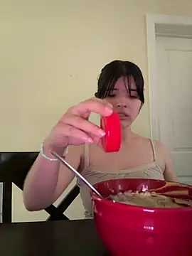 Snapshot of ashleyvp98 chatting on 05-29-26, 09:46 ashleyvp98 online show from 05-29-26, 09:46