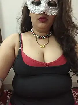 Snapshot of kavyabhabhi chatting on 05-30-26, 03:42 kavyabhabhi online show from 05-30-26, 03:42