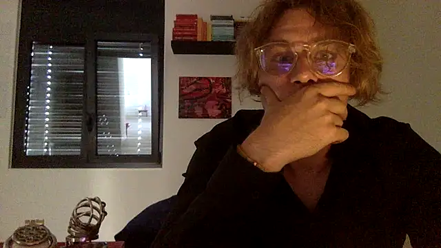 Snapshot of Sir_Jo chatting on 06-13-26, 02:26 Sir Jo online show from 06-13-26, 02:26