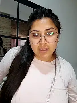 Snapshot of morena95_ chatting on 05-26-26, 12:56 morena95 online show from 05-26-26, 12:56