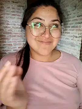 Snapshot of morena95_ chatting on 06-02-26, 07:49 morena95 online show from 06-02-26, 07:49