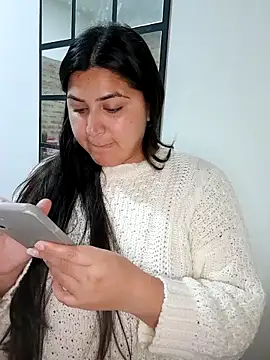 Snapshot of morena95_ chatting on 06-05-26, 03:35 morena95 online show from 06-05-26, 03:35
