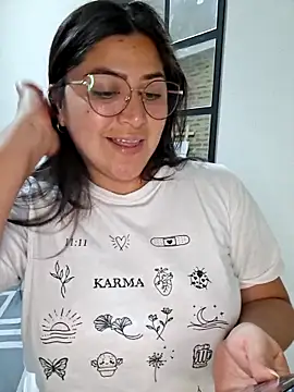 Snapshot of morena95_ chatting on 06-06-26, 03:00 morena95 online show from 06-06-26, 03:00