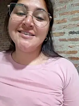 Snapshot of morena95_ chatting on 06-26-26, 01:26 morena95 online show from 06-26-26, 01:26