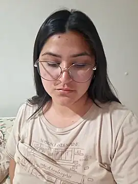 Snapshot of morena95_ chatting on 06-29-26, 07:03 morena95 online show from 06-29-26, 07:03
