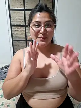 Snapshot of morena95_ chatting on 07-01-26, 05:56 morena95 online show from 07-01-26, 05:56