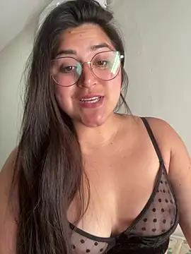 Snapshot of morena95_ chatting on 07-14-26, 06:13 morena95 online show from 07-14-26, 06:13