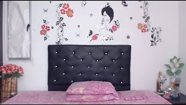 Snapshot of sashaxhot21 chatting on 12-15-25, 10:14 sashaxhot21 online show from 12-15-25, 10:14