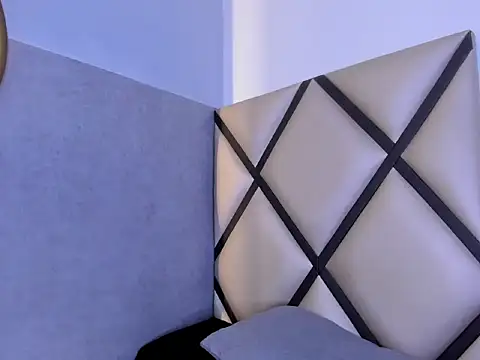 Zoee-Ross online show from 05-21-26, 08:49