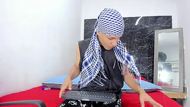 Camilo Contreras online show from 05-26-26, 07:32