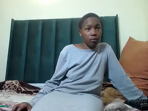 TypicalBaddiex online show from 05-26-26, 12:01