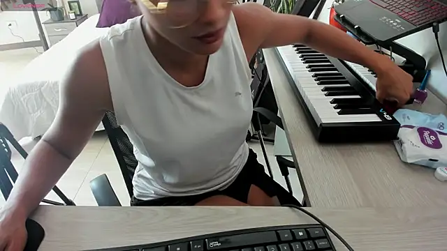 Candelaria0000 online show from 08-01-26, 06:07