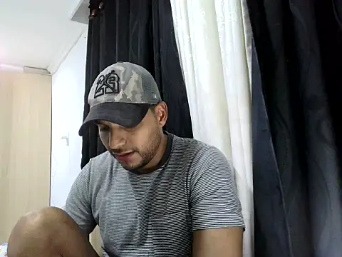 Snapshot of Bruno_vip chatting on 05-29-26, 12:08 Bruno vip online show from 05-29-26, 12:08