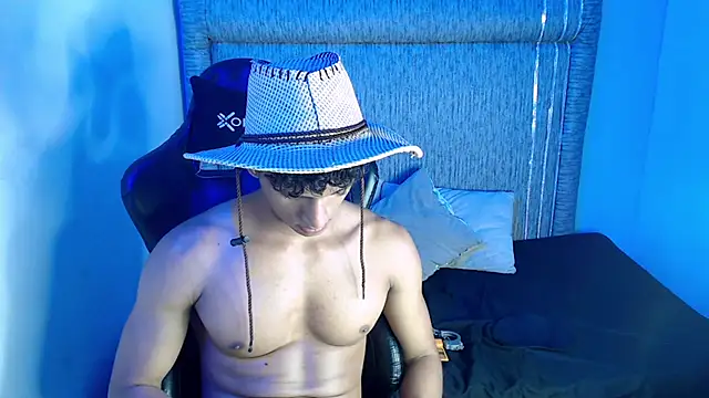 Nicolas brown  online show from 05-23-26, 04:18