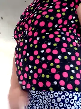 Bong sexy online show from 05-25-26, 11:11