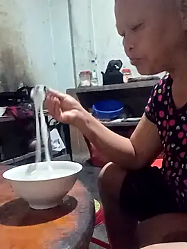 Bong sexy online show from 07-20-26, 10:45