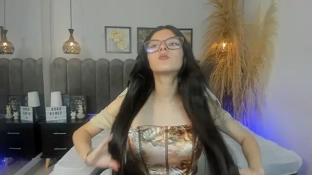 amber hill   online show from 05-28-26, 12:13