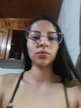 charlotte collins2  online show from 06-27-26, 02:27
