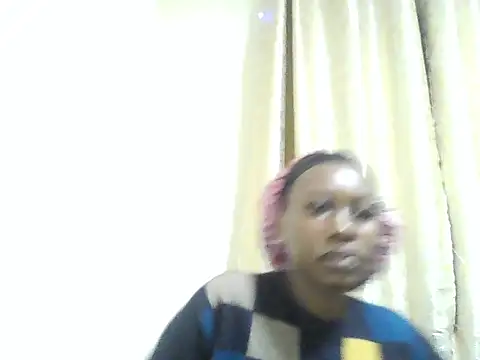 Cutezipora online show from 06-01-26, 01:13