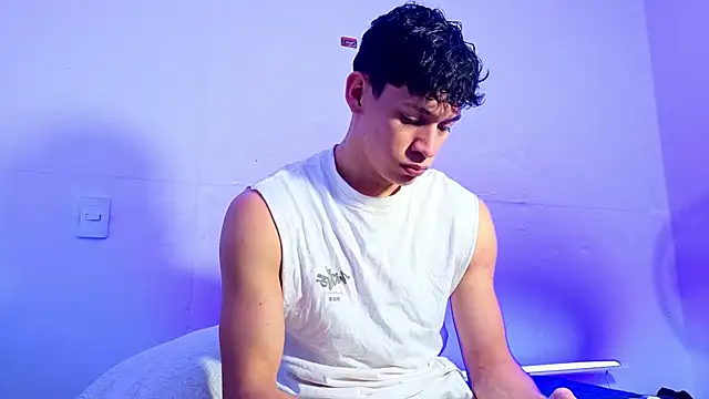 Luke Muscle online show from 05-24-26, 02:11