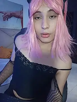 CataliinaSanttana online show from 05-27-26, 07:33