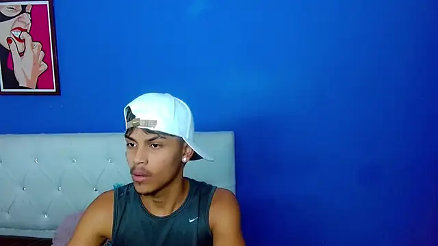 Angel foxc13 online show from 06-10-26, 03:18