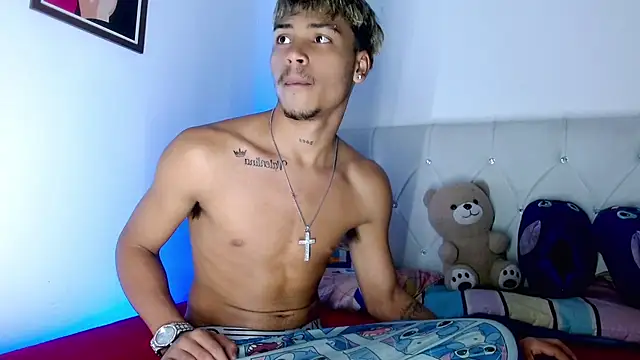 Angel foxc13 online show from 07-30-26, 03:27