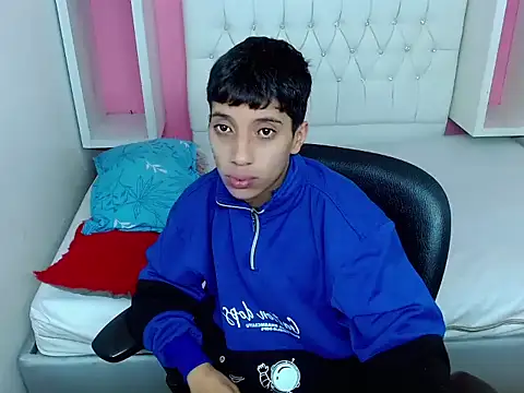 jl brayan12 online show from 05-23-26, 03:27