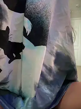 Snapshot of lil_martian chatting on 03-19-25, 01:29 lil martian online show from 03-19-25, 01:29