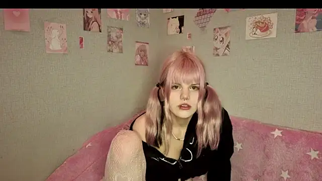 Snapshot of VelvetAlice chatting on 06-17-26, 09:05 VelvetAlice online show from 06-17-26, 09:05