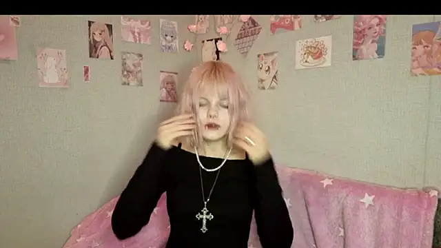 Snapshot of VelvetAlice chatting on 06-22-26, 09:12 VelvetAlice online show from 06-22-26, 09:12