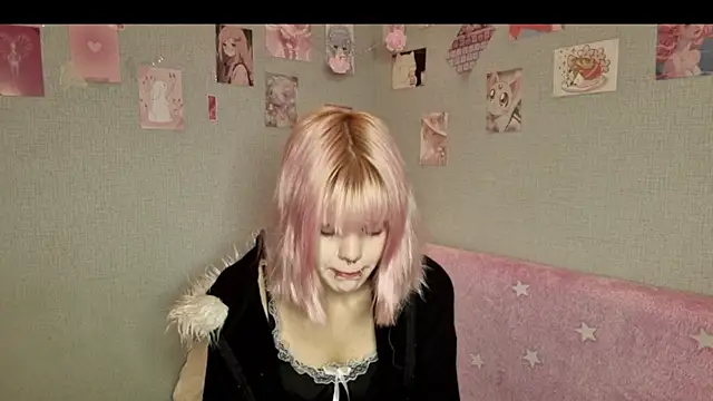 Snapshot of VelvetAlice chatting on 07-06-26, 08:22 VelvetAlice online show from 07-06-26, 08:22