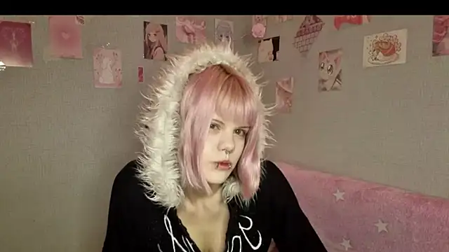 Snapshot of VelvetAlice chatting on 07-07-26, 08:57 VelvetAlice online show from 07-07-26, 08:57