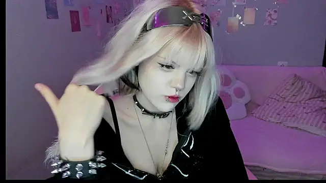 Snapshot of VelvetAlice chatting on 07-16-26, 09:10 VelvetAlice online show from 07-16-26, 09:10