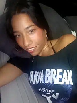 Valentina21aa online show from 06-05-26, 10:04