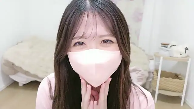 Yuinyaaa online show from 06-20-26, 10:51