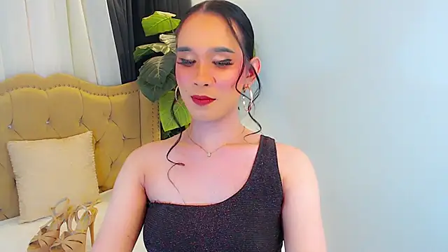 Snapshot of LexiLoreOnTop chatting on 06-17-26, 06:31 LexiLoreOnTop online show from 06-17-26, 06:31
