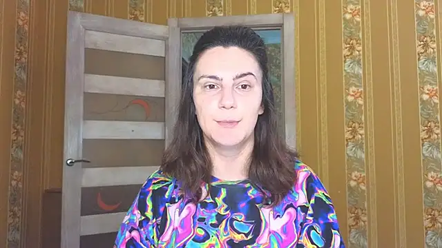 warm pearl online show from 05-25-26, 10:10