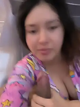 LuxuryCoupleX online show from 05-26-26, 12:06