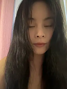 Snapshot of enen-123 chatting on 05-24-26, 05:12 enen-123 online show from 05-24-26, 05:12