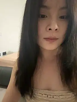 Snapshot of enen-123 chatting on 05-25-26, 11:27 enen-123 online show from 05-25-26, 11:27