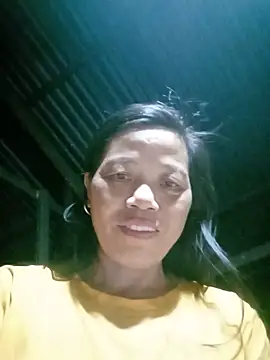 Snapshot of Elfledaa chatting on 06-14-26, 02:52 Elfledaa online show from 06-14-26, 02:52