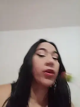 alessiavixen1 online show from 05-30-26, 04:42