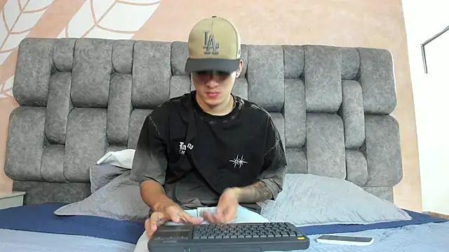 wesley boyy  online show from 05-27-26, 08:17