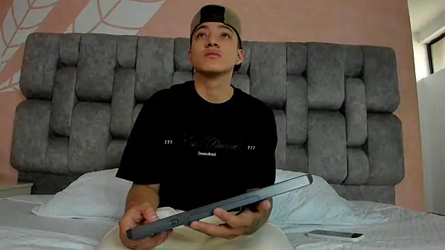 wesley boyy  online show from 05-29-26, 08:40