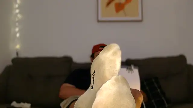 ChubbyGayBigFeet online show from 05-27-26, 01:52