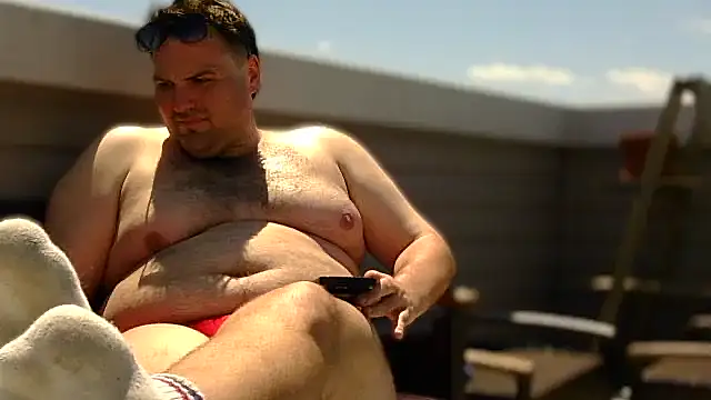 ChubbyGayBigFeet online show from 05-29-26, 06:06