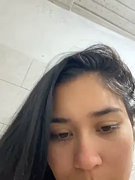 adaira31 online show from 06-17-26, 07:37