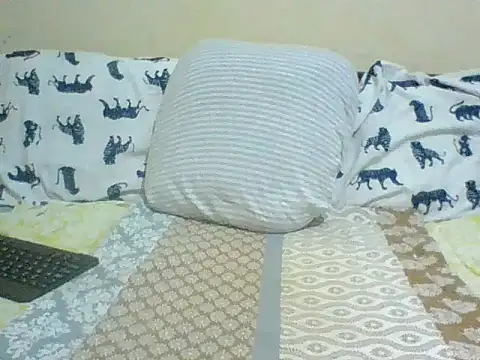 Snapshot of Applecute254 chatting on 06-24-26, 11:31 Applecute254 online show from 06-24-26, 11:31