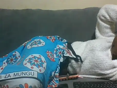 Snapshot of Applecute254 chatting on 07-16-26, 05:08 Applecute254 online show from 07-16-26, 05:08